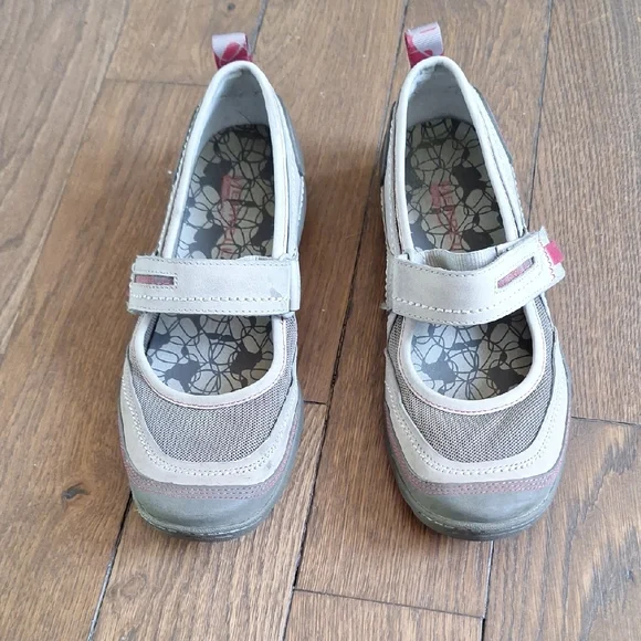 Merrell Sandals - Picture 3 of 3